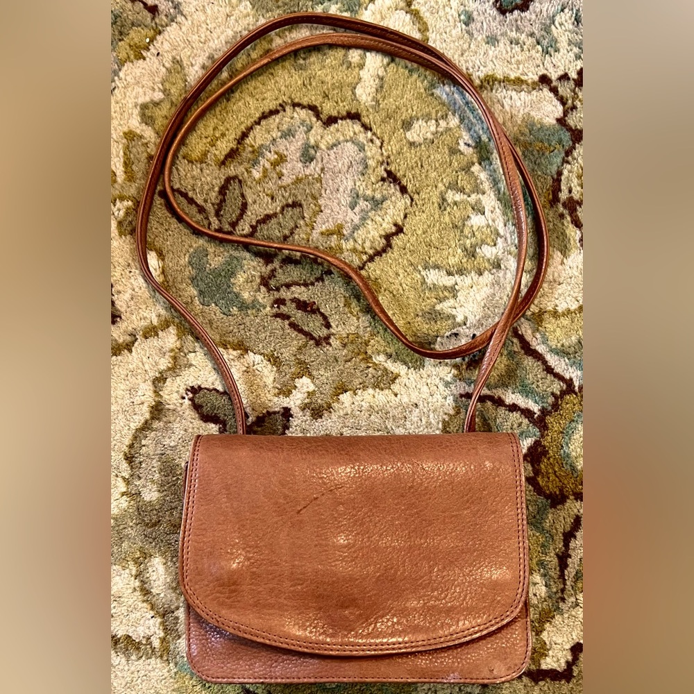 Boulder Ridge Tan Leather Crossbody Accordion Wallet/Purse Small Pre Owned